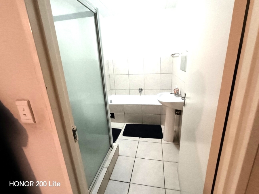 2 Bedroom Property for Sale in Burgundy Estate Western Cape